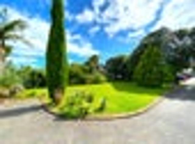 Red Beach, 4 bedrooms, $850 pw