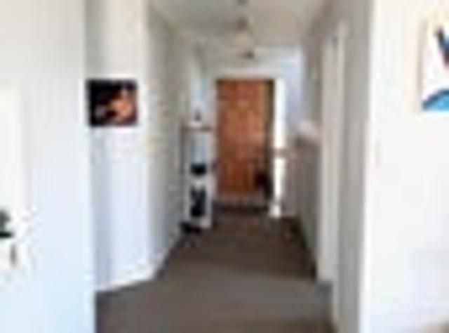 Red Beach, 4 bedrooms, $850 pw