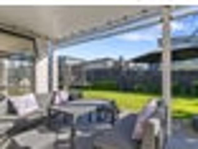 Red Beach, 5 bedrooms, $1050 pw