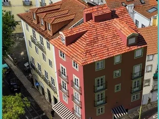 RED BUILDING Apartamento T2 NOVO no Centro Histórico de Lisboa