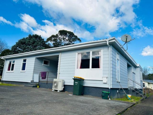 red hill, 6+ bedrooms