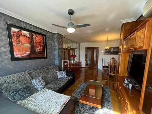 REDPISO LEGAZPI PONE EN ALQUILER MAGNÍFICA VIVIENDA EN URBANIZACIÓN PRIVADA