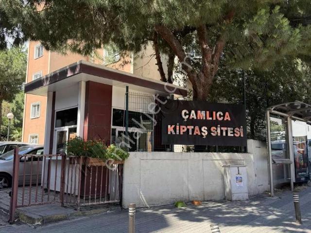 Redstone çamlıca Kiptaş Konutlarında Satılık 3+1 Boş Daire