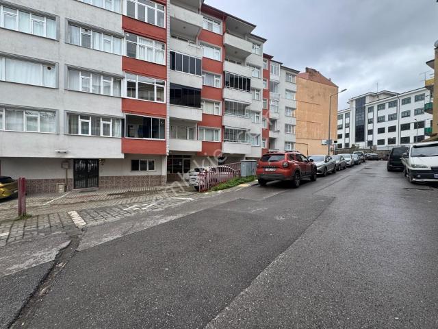 Redstone Şana Dan Fatih Te Merkezi Notada Satılık 2+1 Daire