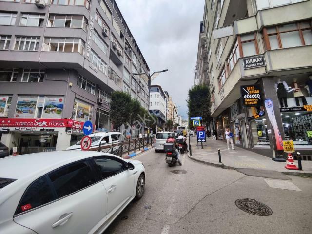 Redstone Şana Kemerkaya Mah. Meydana Çok Yakın Satılık 2+1 Daire