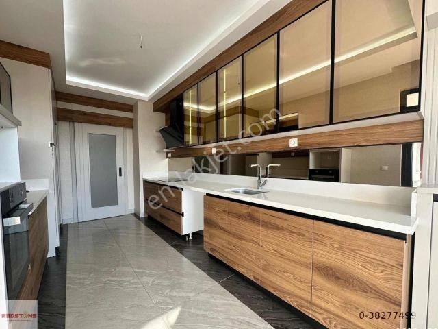 Redstone Castle Susuz Göksu 4+1 Sıfır Kiralık Daire