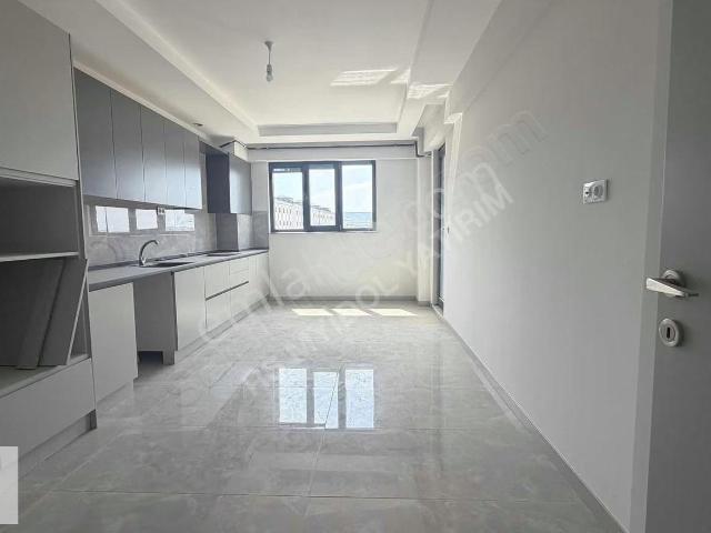 Redstone Myidol'den Çakmakta Site İçerisinde 3+1 Kiralık Daire