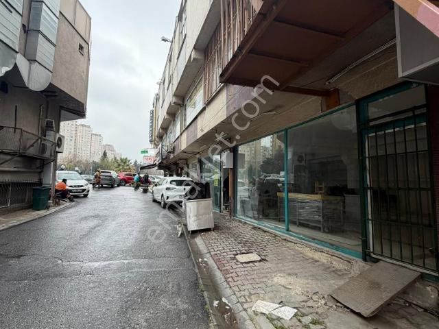 Redstone Nüans'tan Arenapark Karşısı Kiralık Geniş Dükkan