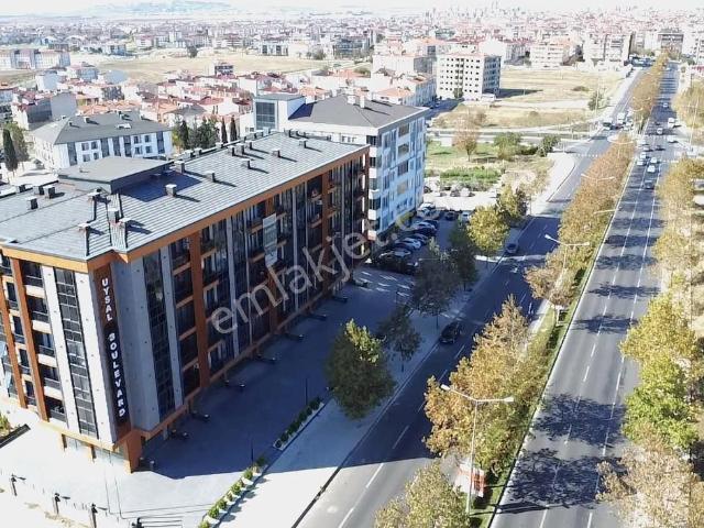 Redstone'dan Uysal Boulevard Sitesinde Bulvar Cephe 1+1 Daire