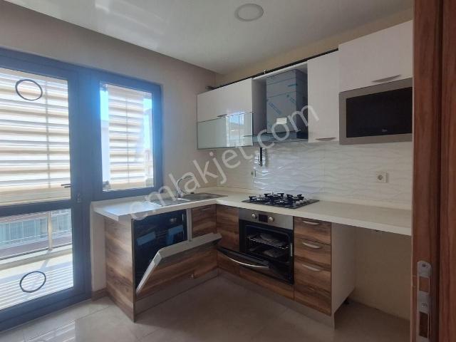 Redstone'dan Alipaşa Mahallesi Kiralık 1+1 Ofis