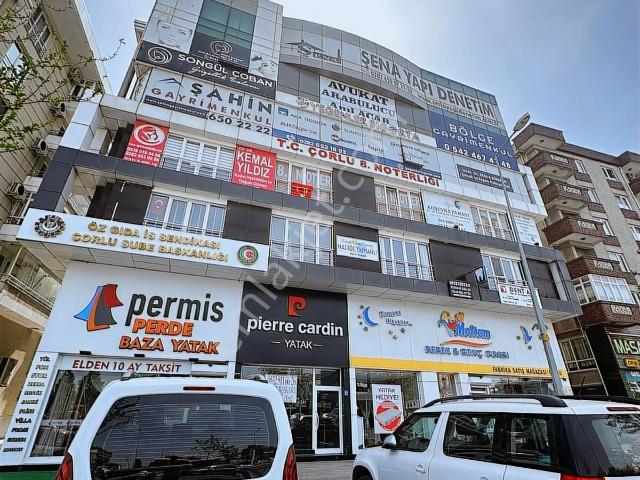 Redstone'dan Salih Omurtak Caddesi Cepheli Kiralık 1+1 Ofis