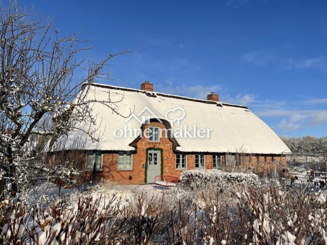 Reetdachaus von 1861 – kernsaniertes* Juwel mit Stil Klasse A+, Erweiterung möglich