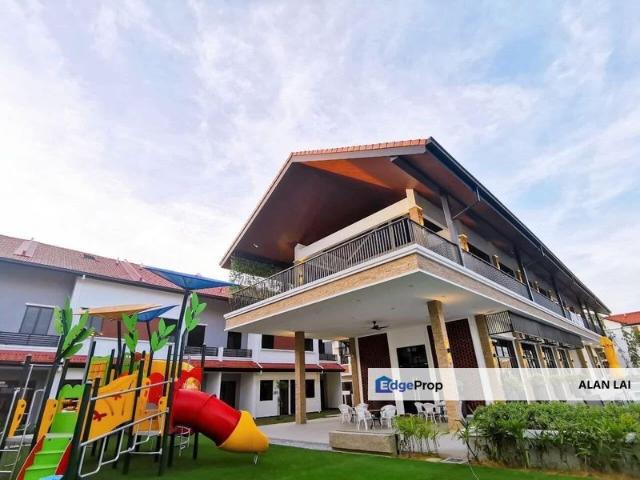 Reef Of Tropics, Setia Eco Glades