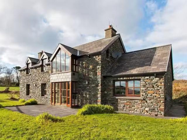 Reen Cottage, Ballyrisode, Goleen, Co Cork, Goleen, Co. Cork.