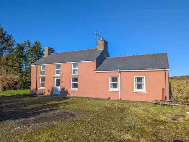 Reenascreena North, Rosscarbery, Co. Cork, P85HK26 is for sale