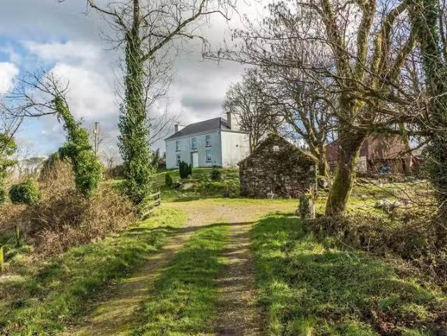 Reenroe, Drimoleague, Co. Cork, P47DK76 is for sale