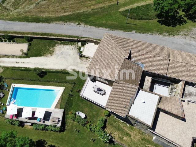 Ref845on: Entre Saoû et Dieulefit, imposant mas de caractèr. 350m² Dieulefit