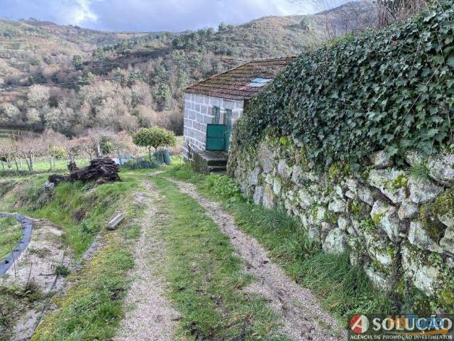 Refúgio de Montanha Off Grid em Plena Natureza | 26084057719