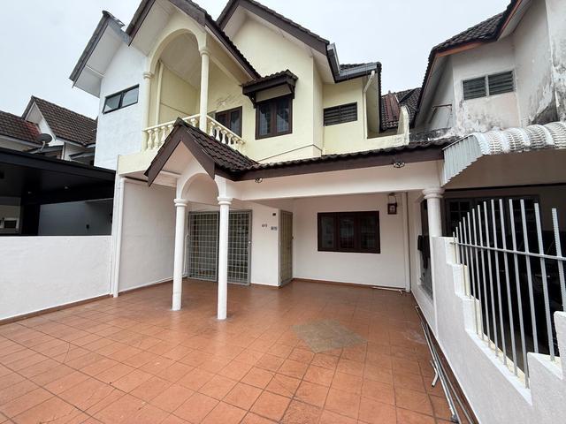 Refurnished UnitDouble Storey Terrace at Taman Laksamana Cheng Ho
