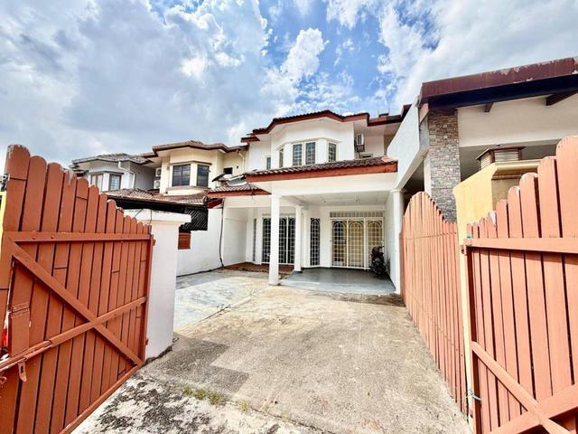REFURBISH 2 Storey House Jalan Paladium Seksyen 7 Shah Alam