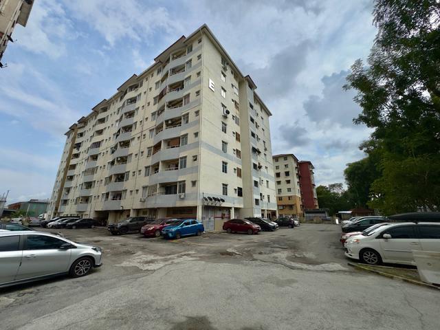 REFURBISH UNITBIG SIZE Elite Apartment Taman Mas Sepang Puchong