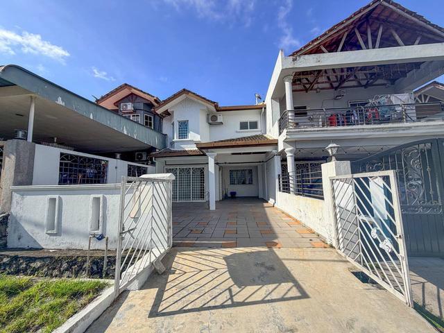 Refurbished 2 Storey Terrace Taman Minang Cheras