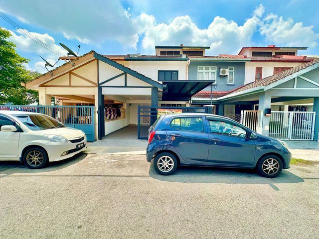 REFURBISHED 2 Storey Terrace Taman Klang Utama Klang