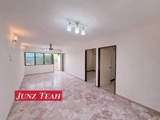 REFURBISHED Taman Kampar Apartment Georgetown 891sf Freehold