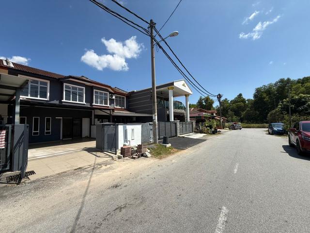 Refurbished Walking Distance To Surau Bandar Tasik Kesuma Semenyih