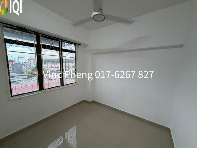 REFURBISHED Apartment With Lift @ Bandar Hilir Melaka