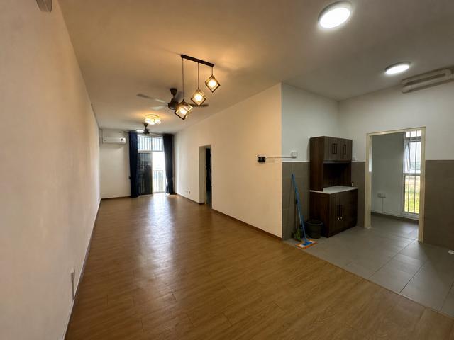 Refurbished House Corner Unit Lakefront Homes Best Condo Cyberjaya