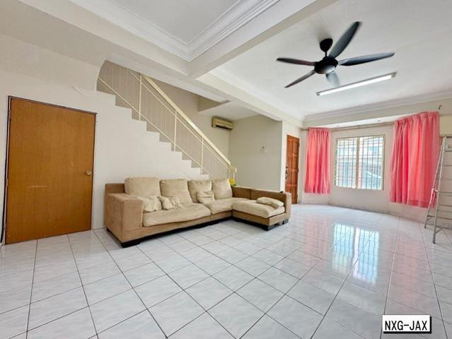 Refurbished Partly Furnished Extended 2sty Bandar Bukit Tinggi Klang