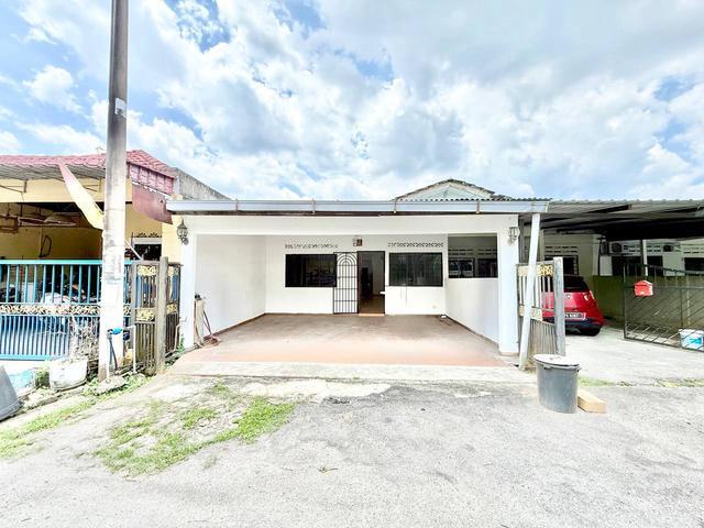 REFURBISHSingle Storey Terrace Taman Sri NandingHulu Langat