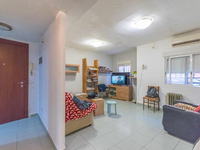 Ref. 04365 VENTA EN EXCLUSIVA Vivienda en planta baja en Fuensanta