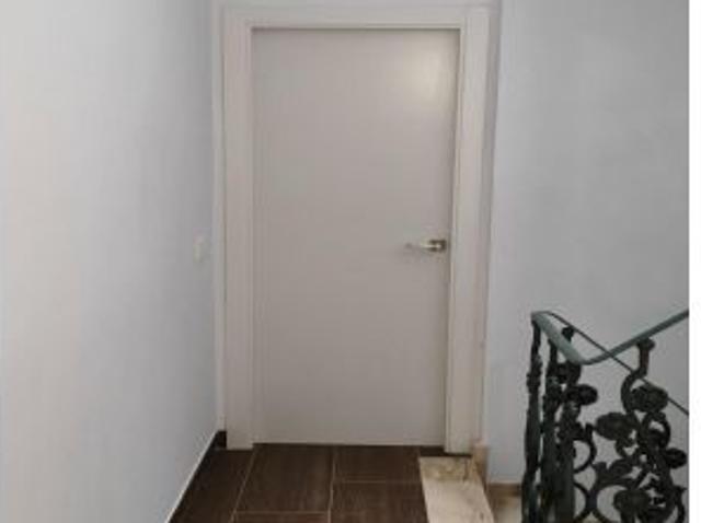 Ref 08653 Casa exclusiva reformada con 5 suites, terrazas privadas y espacios versátiles en el cent