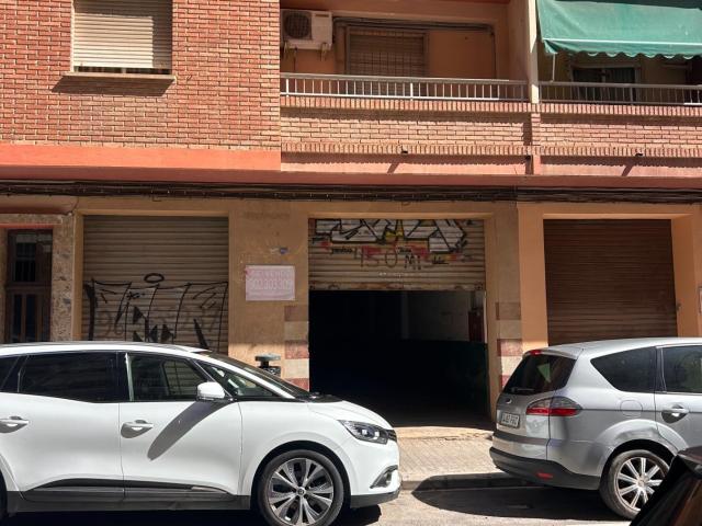 Ref 08663 ATENCIÓN INVERSOR * OPORTUNIDAD DE LOCAL CON NAVE EN VALENCIA CAPITAL OLIVERETA