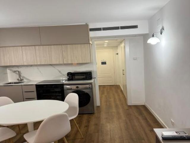 Ref. 08666. SALICO OFRECE ESTUDIO PARA INVERSIÓN O USO PARTICULAR