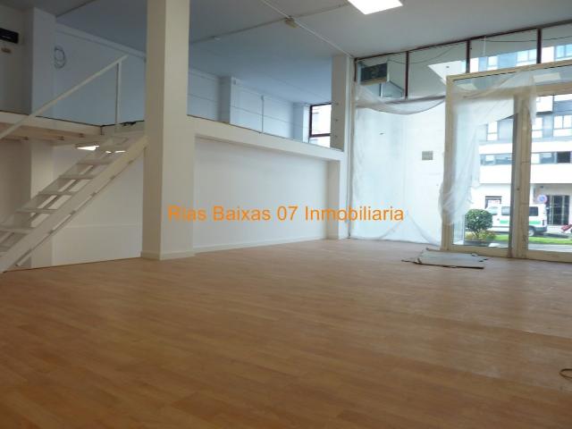 REF 1981 LOCAL COMERCIAL 150 m2 PORRIÑO