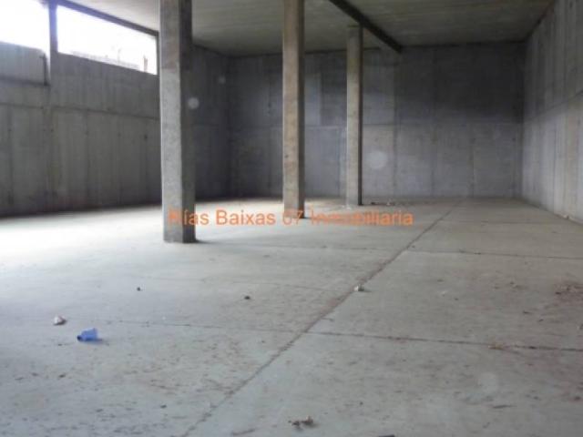 REF 2173 NAVE 400 M2 EN PLANTA BAJA CANDEAN VIGO