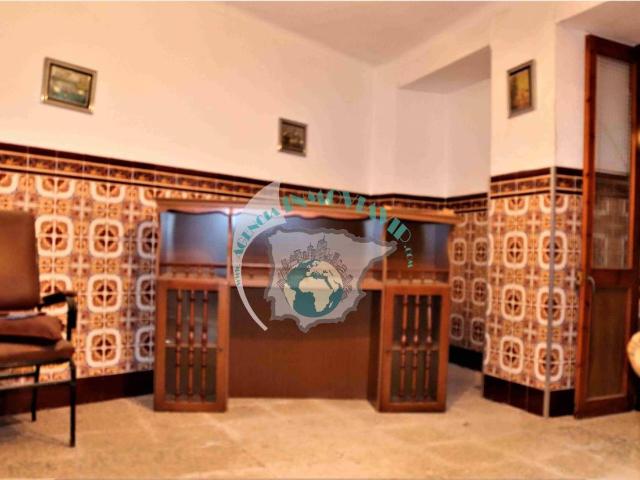 REF.21052 Venta Casa para reformar en Benamejí con gran potencial de inversión