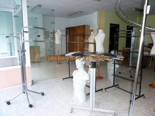 REF 2289 LOCAL COMERCIAL 150 m2 O PORRIÑO