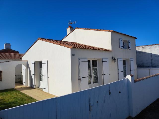 REF 2552 NOIRMOUTIER EN L'ÎLE