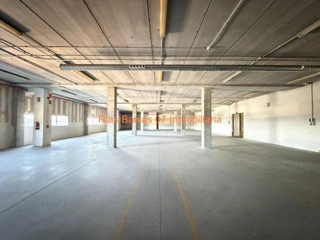 REF 7081 NAVE INDUSTRIAL 3.100 M EN DOS PLANTAS EN PTL VALLADARES VIGO