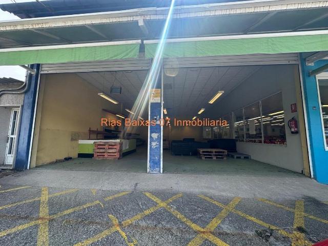 REF 7093 LOCAL COMERCIAL DE 350 M2 CON APARCAMIENTO EN N 550 MOS
