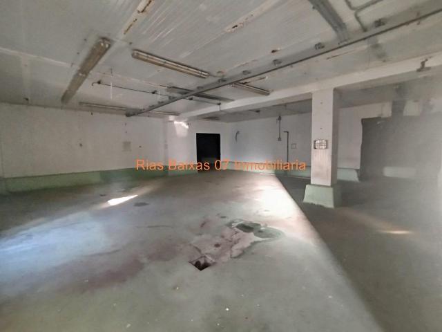 REF 7037 NAVE PARA REFORMAR DESTINADA A FRIGORIFÍCOS CON 2 MUELLES DE CARGA VIGO
