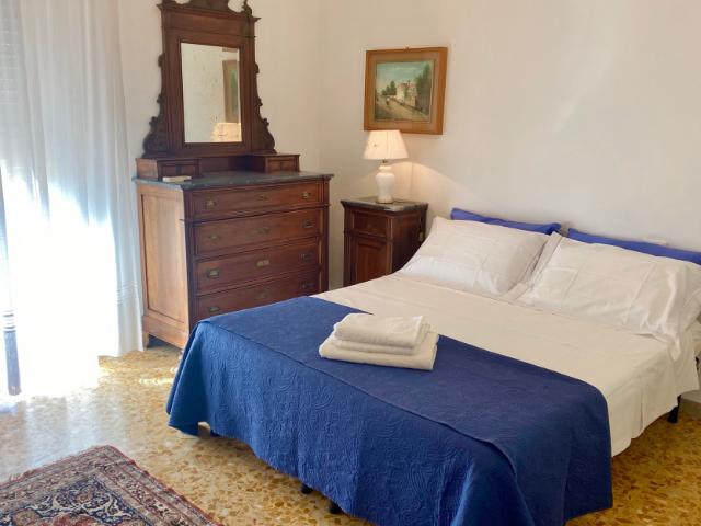 Ref: 8031 Gavinana | Florence Apartments for Rent | Long Term Student Accommodation Rentals | HousingInFlorence