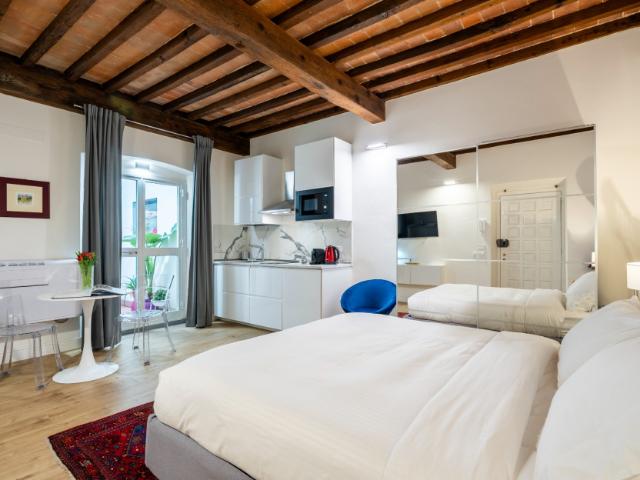 Ref: 9013 Guelfa | Florence Apartments for Rent | Long Term Student Accommodation Rentals | HousingInFlorence