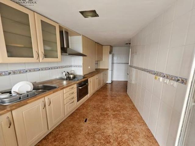 REF: CBD056 GRUPO INMOTEKA INMOBILIARIA VENDE PISO EN VILLARROBLEDO ALBACETE