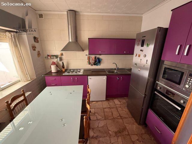 REF: C103 GRUPO INMOTEKA INMOBILIARIA VENDE CASA CON PATIO EN MADRIGUERAS ALBACETE