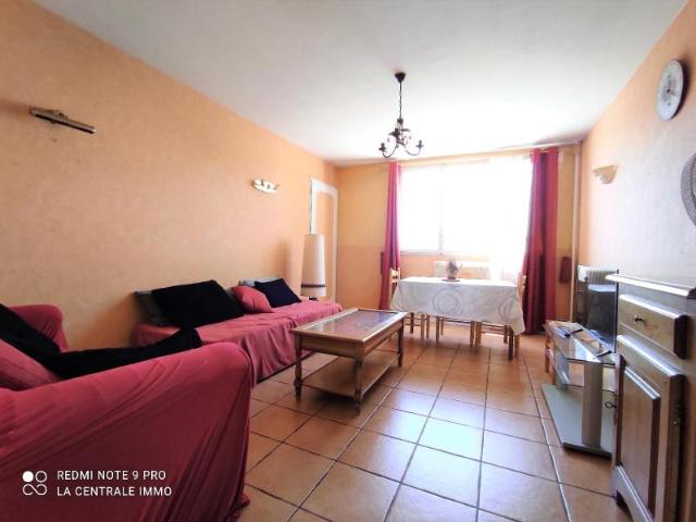 Réf: GES01130121 374, 3 pièce s, VILLEURBANNE